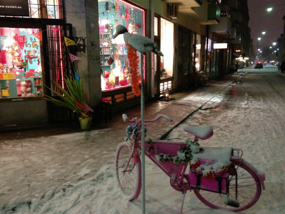 ストックホルムのピンクの自転車