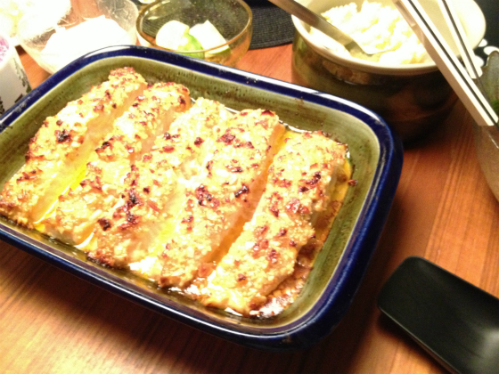 サーモンのオーブン焼きを、ロールストランドのエリザベスを使って