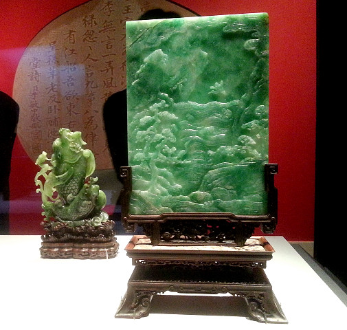 翡翠貴婦人　　　　　　　　　　　翡翠彫刻 翡翠貴婦人 翡翠彫刻 翡翠彫刻『KOTOBUKI』98157 | 翡翠専門店