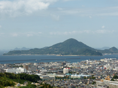 興居島