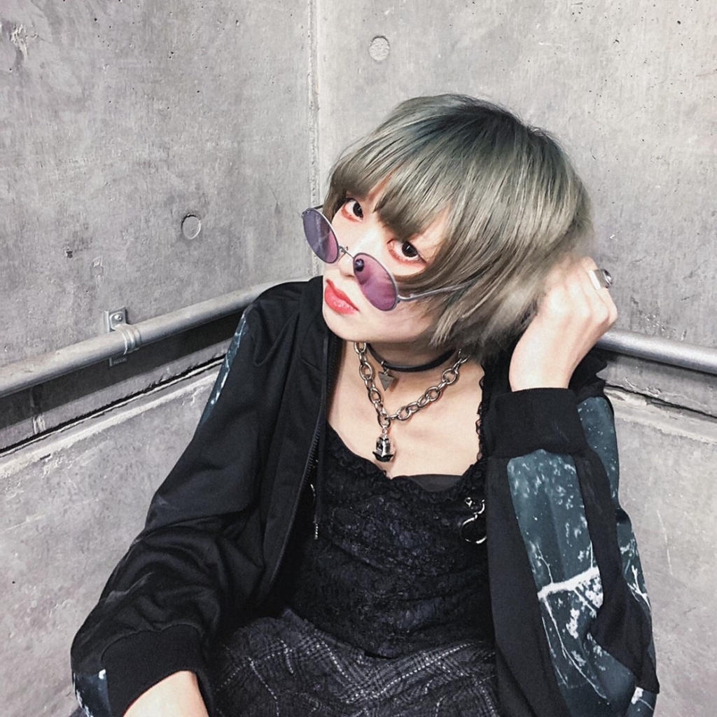 NEW ARRIVAL】IKUMI-CHINA SHIRT ＆ PIERCED CAMISOLE | GYFT