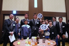 納会