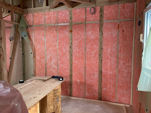 グラスウールはダメ...? Hashi・Times