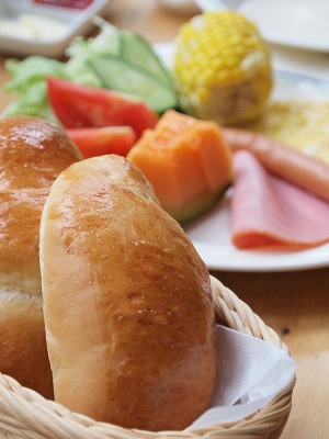 朝食
