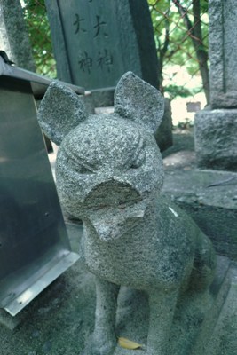 くちがない?石碑