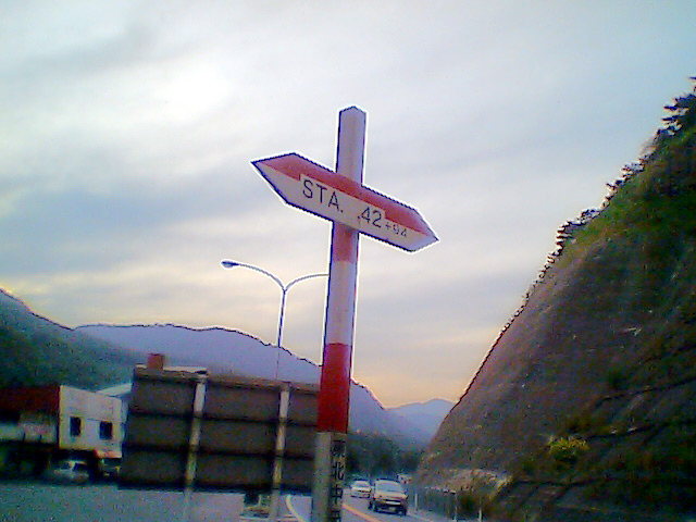 東北中央自動車道