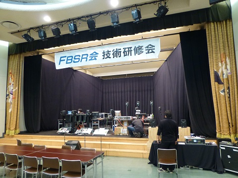 小ホール