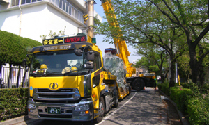 尾久ポンプ所 電動機搬入