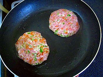 野菜入りハンバーグ7