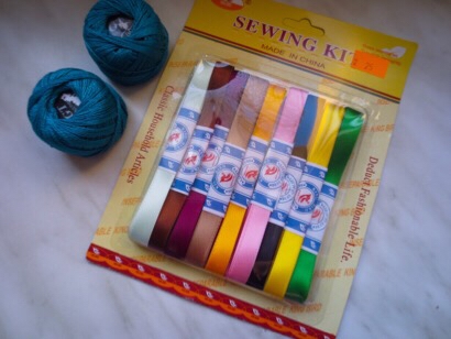 日本の文庫本に合わせたザーロシュカ záložka 18番トラムでハラチャンスカへ