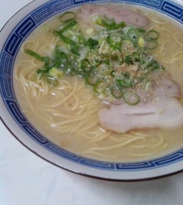 豚骨ラーメン