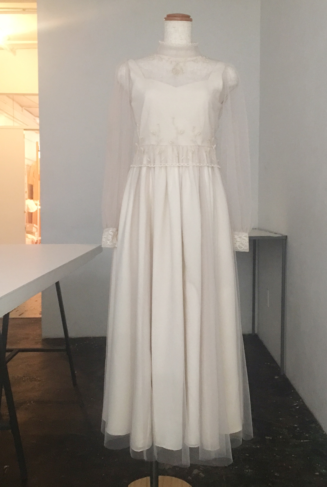 ミモレ丈のウェディングドレス | HOSHI DRESS AND WEDDING // オーガニックコットンのオーダーウェディングドレス 大阪市西区