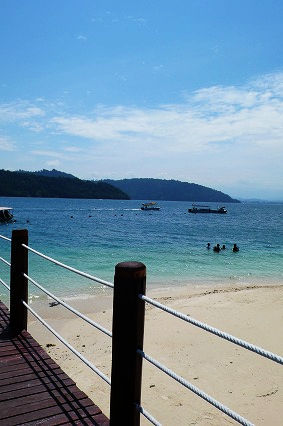 サピ島へ