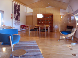 2011-09-07kitanishowroom1.jpg