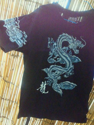 龍Tシャツ