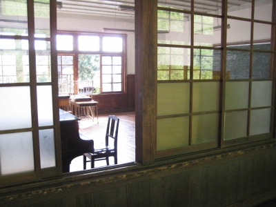 上岡小学校