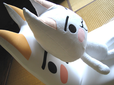 座ってみたのにゃ