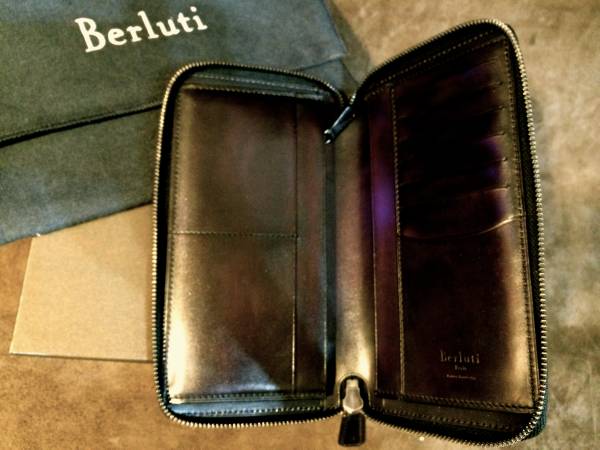 【極美品】ベルルッティ　ゴールデンパティーヌ　長財布　ラウンドファスナー 極美品】ベルルッティゴールデンパティーヌ長財布ラウンドファスナー