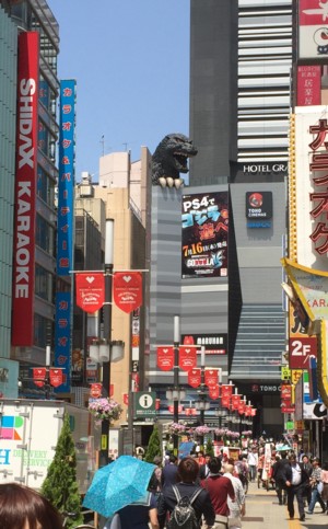 ゴジラ新宿