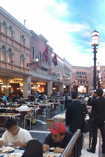 macau venetian shopping street
