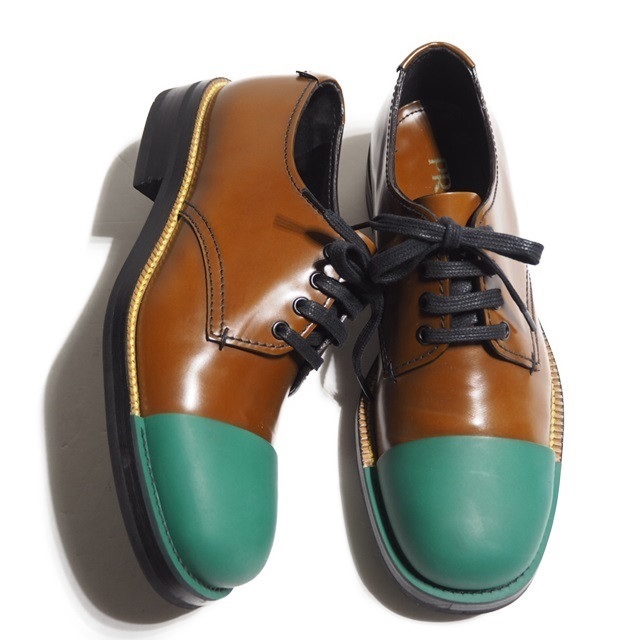 新入荷商品 PRADA プラダ ラバーキャップトゥ レザーシューズ 新入荷商品 PRADA プラダ ラバーキャップトゥ レザーシューズ