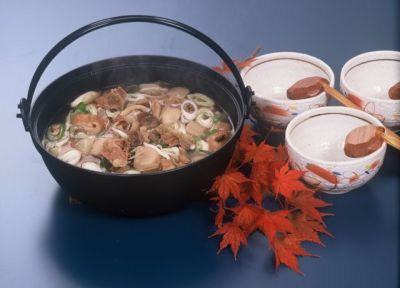 東根名産六田の焼麩いり芋煮鍋