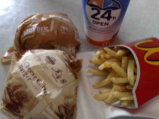 チーズカツバーガーセット+マックポーク