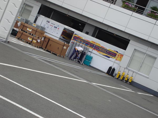 まだ開封されていない荷物もいっぱい