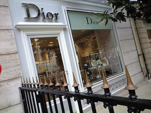 Diorの子供服