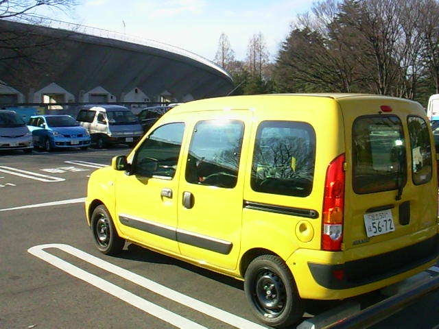 カングーと駒沢競技場