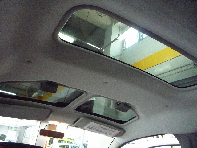 ガラス多っ…。