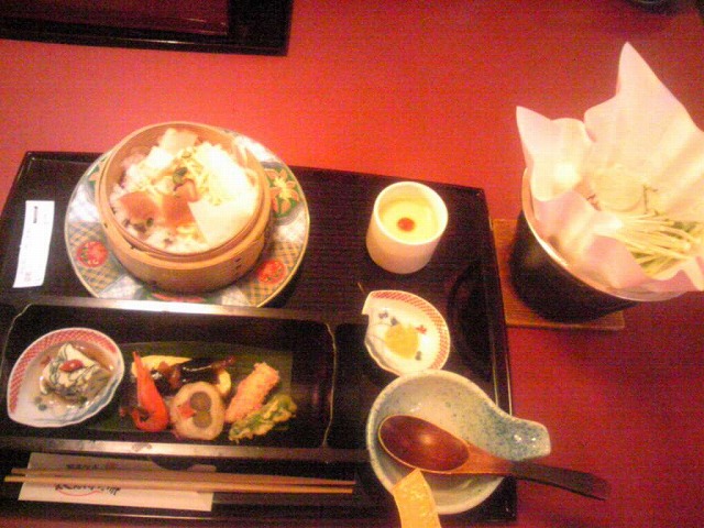 おだやかにゴハンでも♪