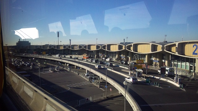 面白いフランスのシャルルドゴール空港