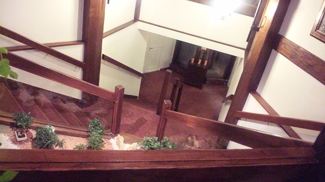 朝の散策建物内に面白いものが