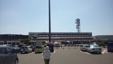 お土産満載のSAです