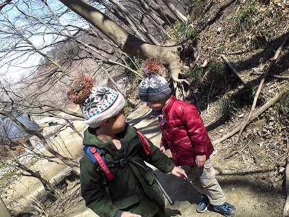 ケモノの声?に怯えながらも