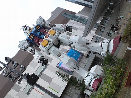 昼間のガンダムもすげぇ