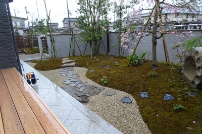 鳥取発！踏石　敷石 踏石と雨落 | 新樹造園｜誠意と創意の庭｜富山県南砺市