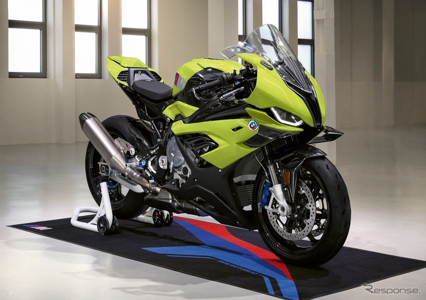 ウ*ギ様 BWW50周年の限定エンブレS1000RR M1000RR バイクに使 50Years M 限定エンブレムが入荷しました | Motorrad 世田谷店