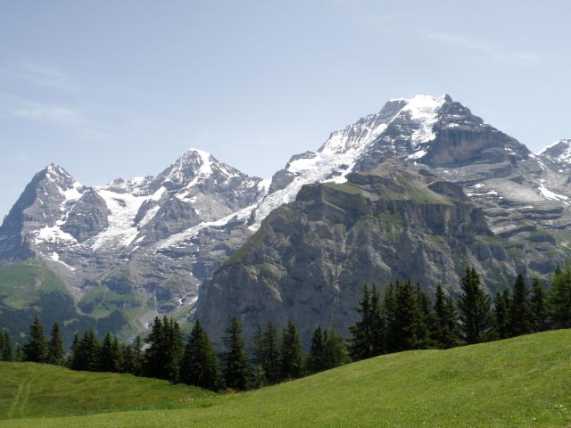 ベルナーオーバーラント三山-1.jpg