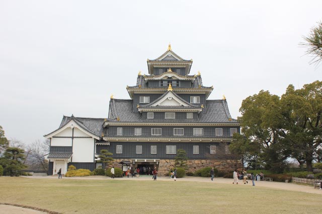 岡山城-2.jpg