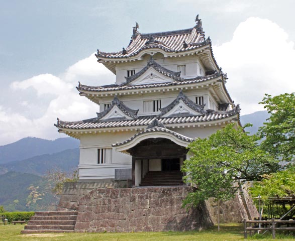宇和島城-1.jpg