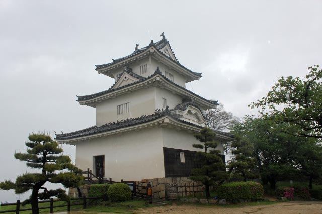 丸亀城-1.jpg