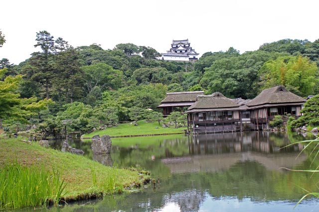 彦根城と庭園-1.jpg