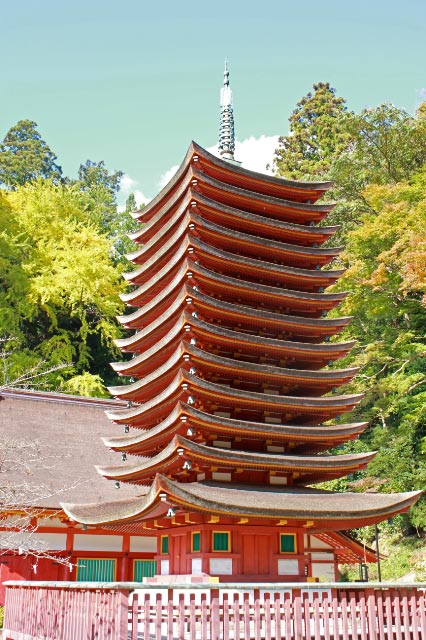 談山神社、十三重の塔-1.jpg