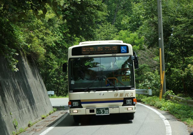 バス-1.jpg