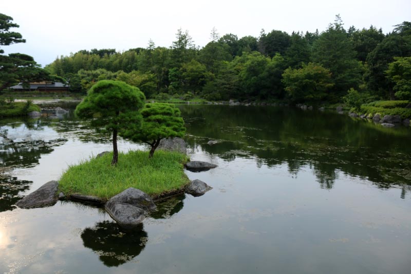 日本庭園-1.jpg