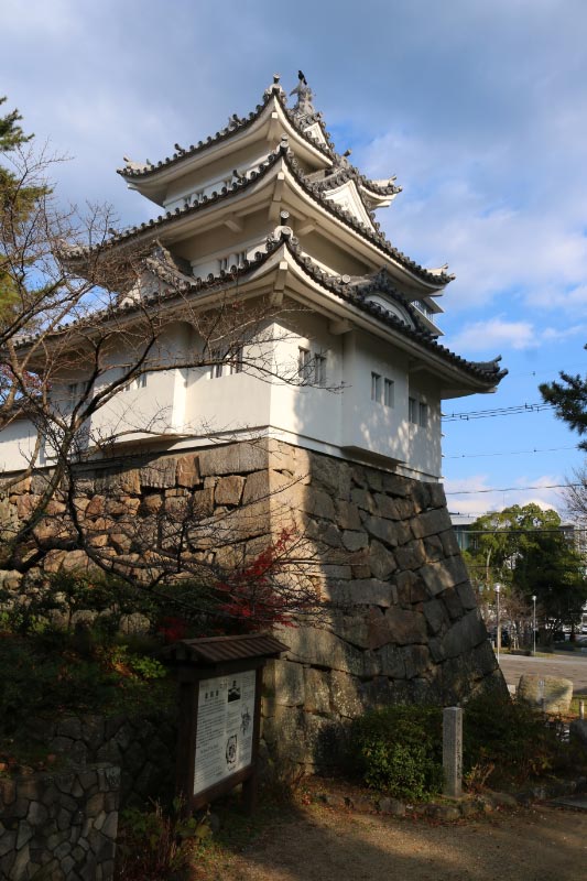 津城-1-1.jpg