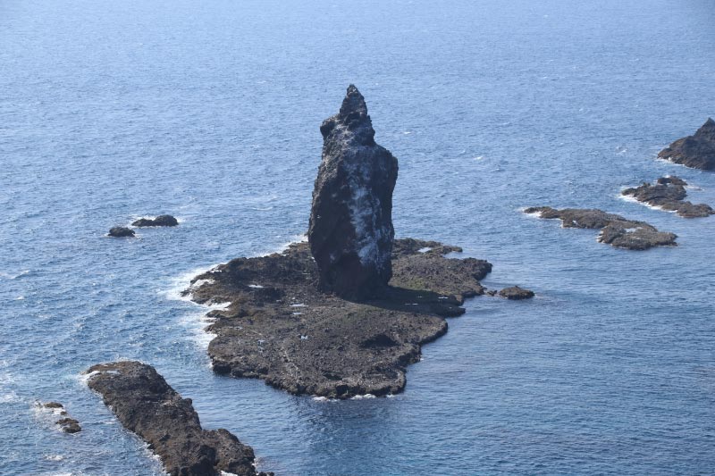神威岩-1.jpg