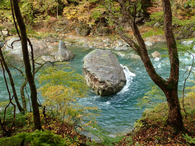 呉座の石-1.jpg